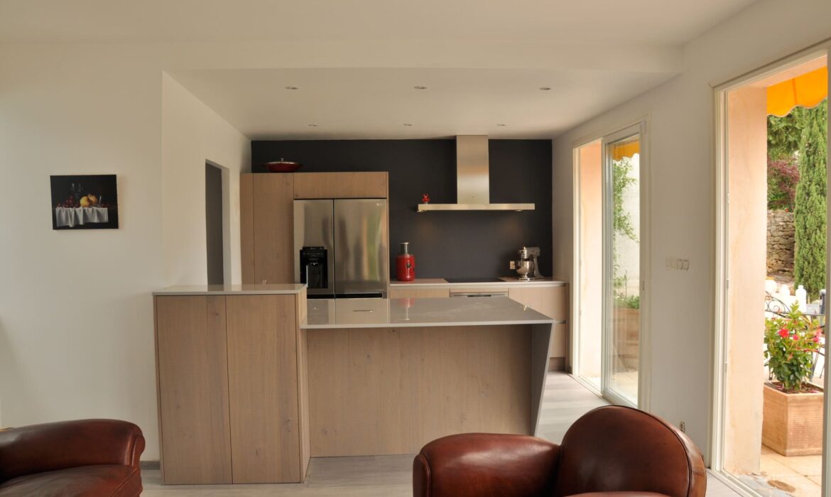realisation cuisine avec ilot moderne mobilier bois étageres agencements mg mauguio montpellier lattes 10