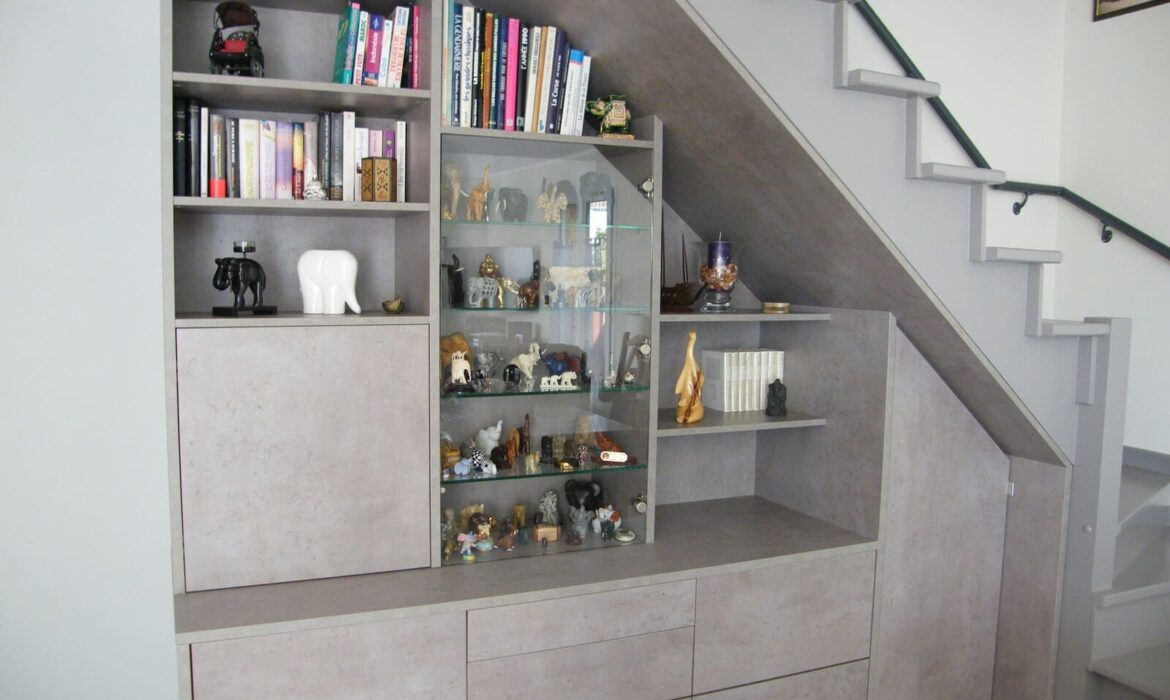 réalisation sous escalier realisation saint juste agencements mg